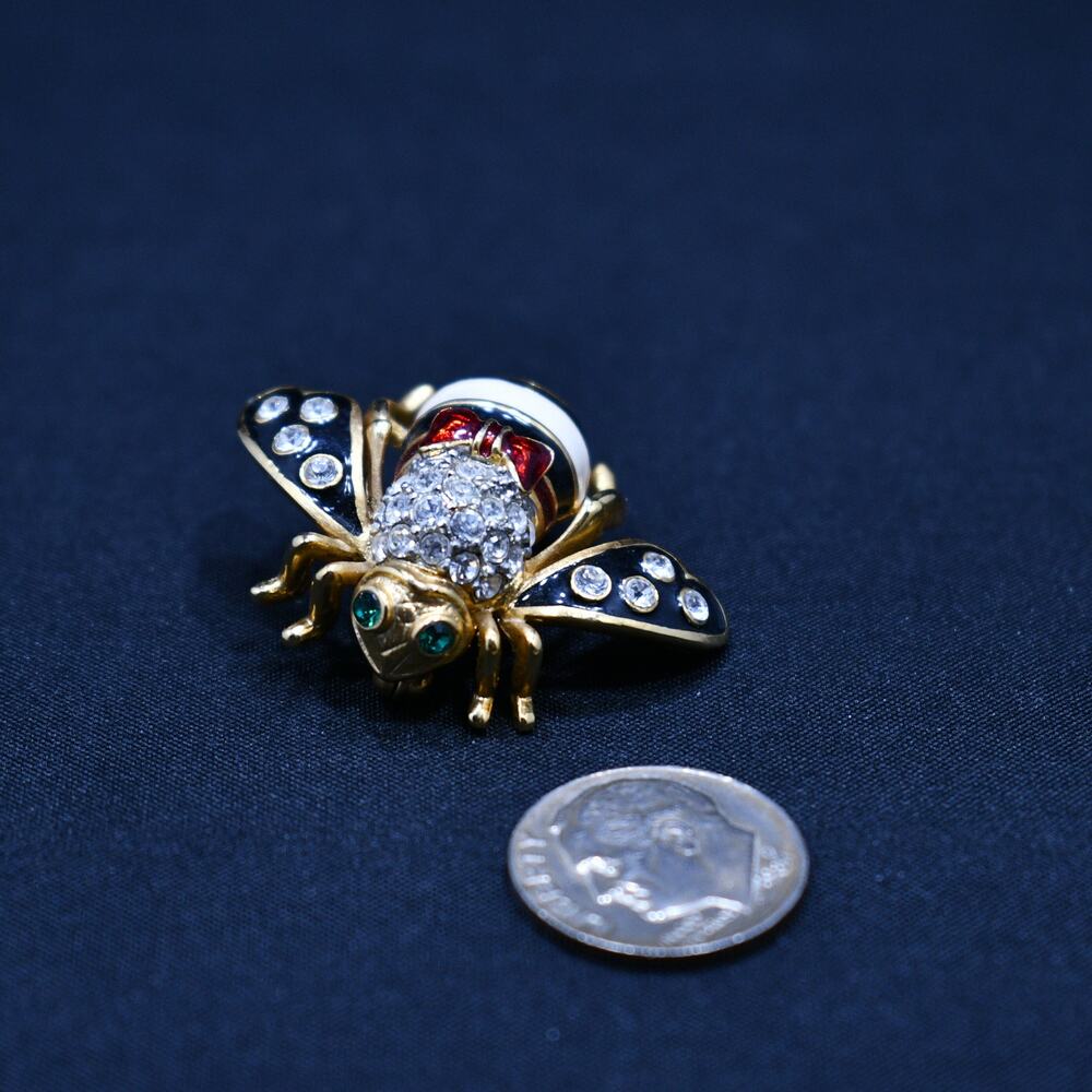 Vintage Joan Rivers Bee Brooch Rhinestone Enamel Gold Tone 1990s - Picture 8 of 10
